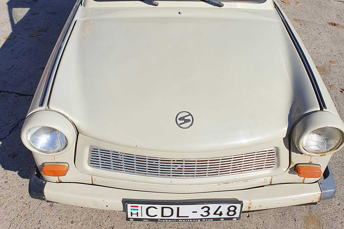 trabant601limo-fent